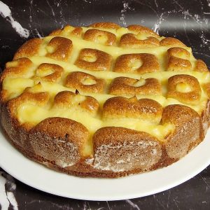 Torta Matera con crema pastelera