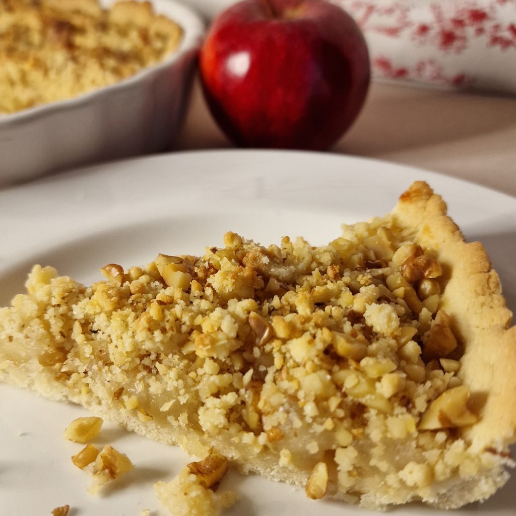 Tarta de manzana con crumble de nuez